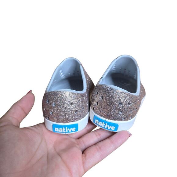 Native Jefferson Pink Glitter Slip-On Shoes Size: 8 - Picture 4 of 7